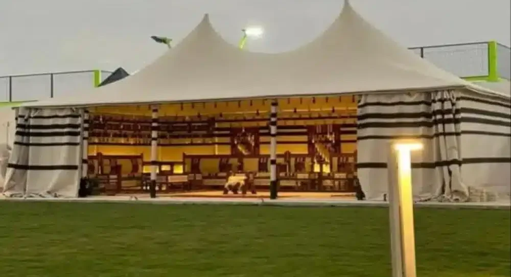 خيام ابو صقور